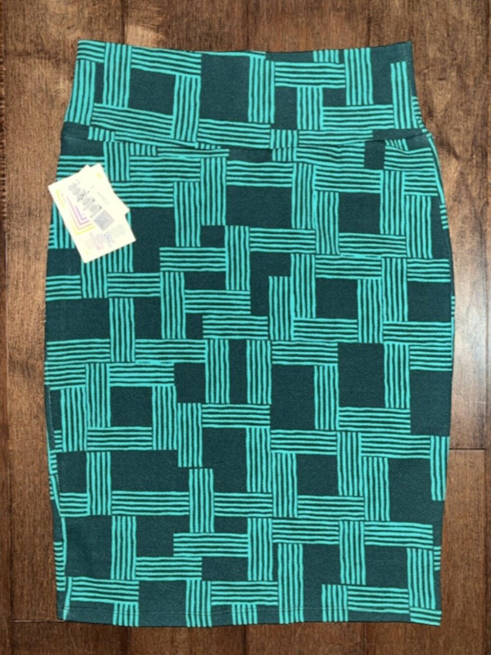 LuLaRoe Cassie Pencil Skirt Womens S Stretch Knit Green Geometric Pattern New